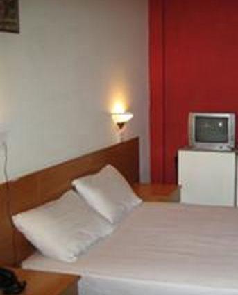 Sky Hotel Nikosia Rom bilde